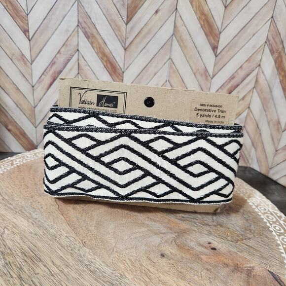 NWT Vatican Homes Woven Set of 2 Geometric Decorative Upholstery Trim - Picture 5 of 6